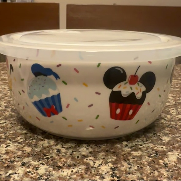 Disney Other - 🎀 Mickey and Friends Cupcake Design Bowl with Lid - NEW